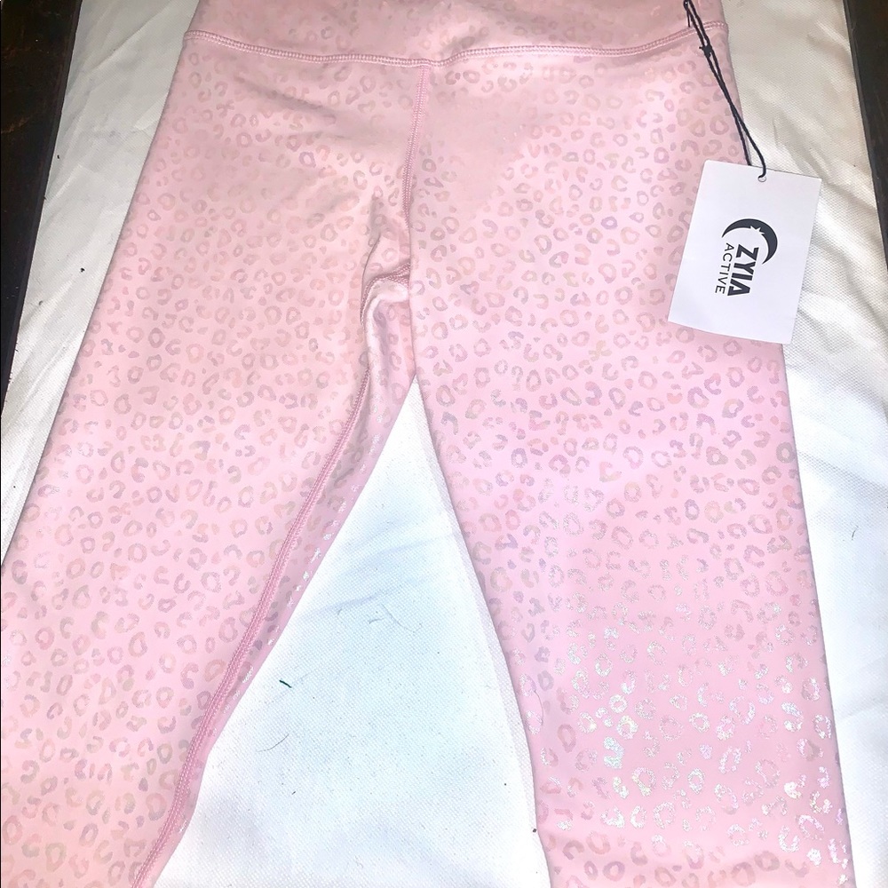 zyia active leggings . pink leopard unicorn light n tight hi rise 7/8 24 “2